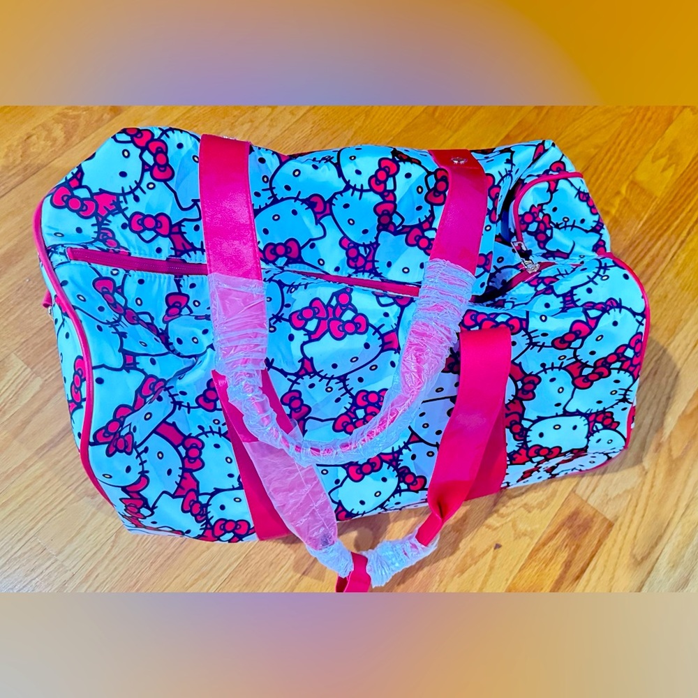 Hello kitty travel bag